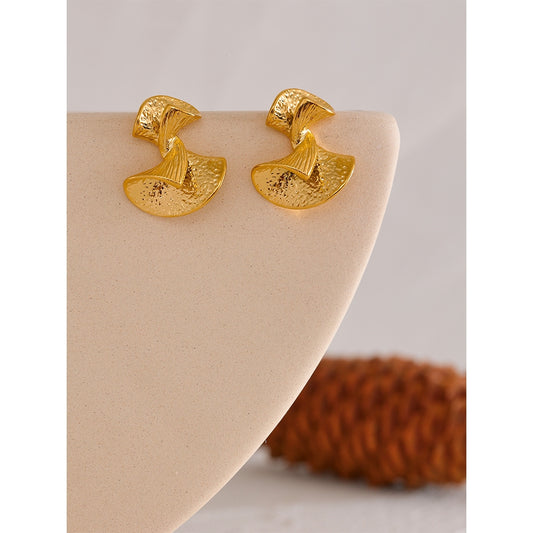 Pendientes de doblez irregular Tamara